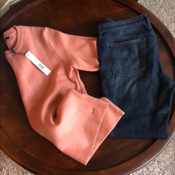 Tahari Sweaters - NWT ‼️TAHARI short sleeve sweater